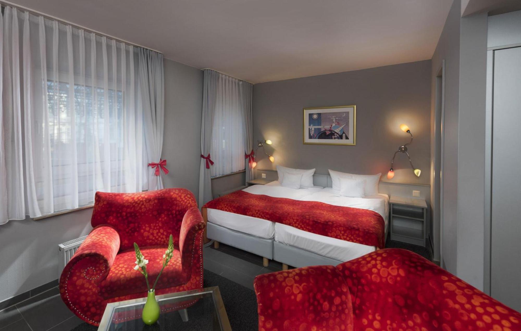Hotel Kaiserhof Heringsdorf Екстер'єр фото